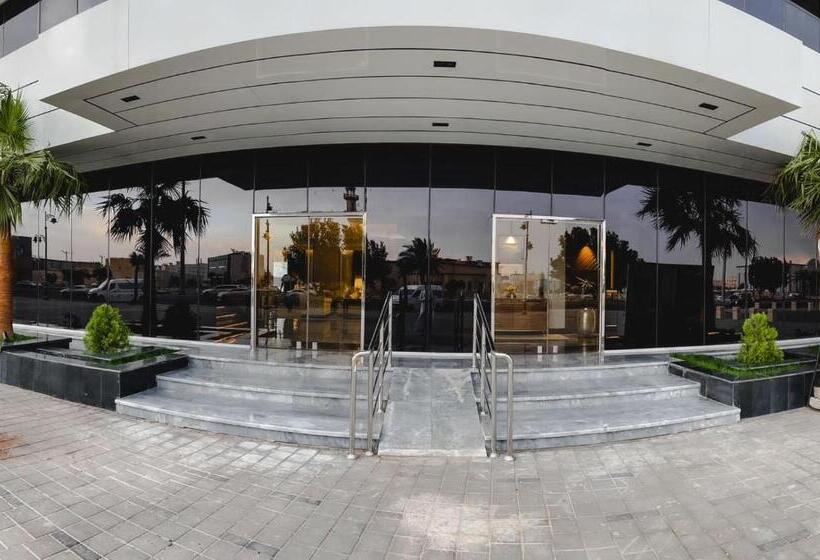 Отель Different