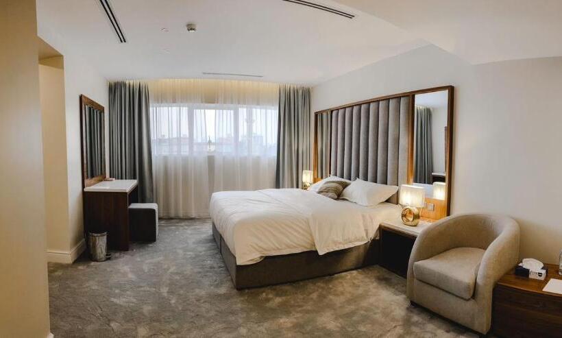 Отель Different