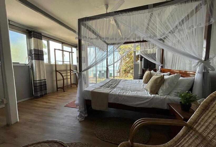 בית מלון כפרי Kenno S Korner