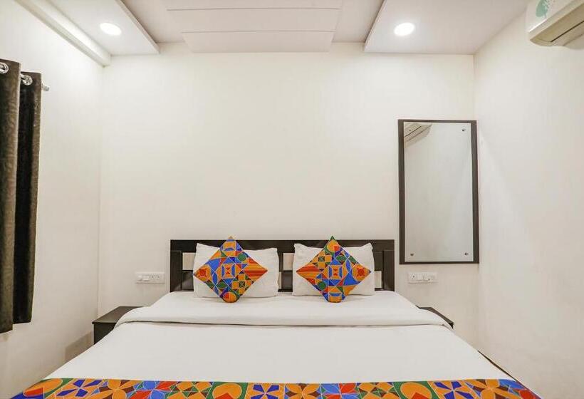 Fabhotel Royal Stay