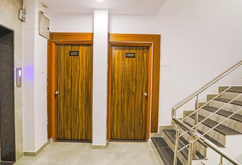 Fabhotel Royal Stay