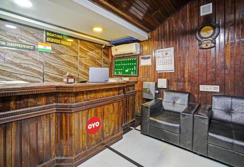 فندق Oyo Flagship 81130 Palm Stay