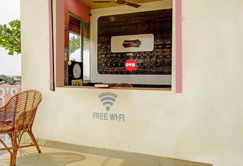 בית מלון כפרי Oyo Flagship 81153 Bay Watch