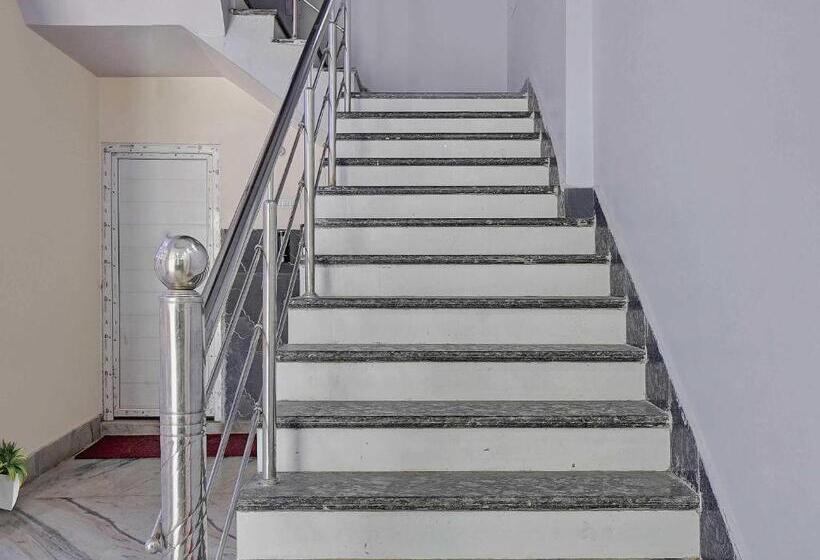 호텔 Oyo Flagship 81158  Rukmini Inn Banquets