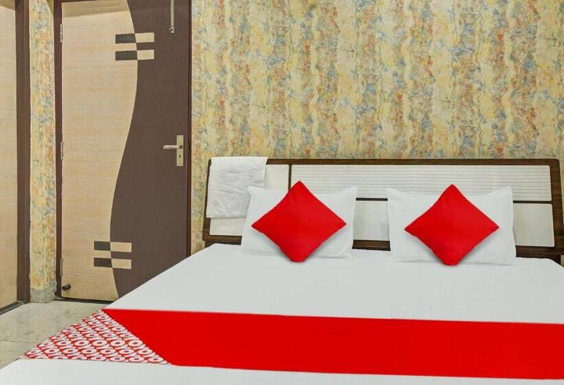 호텔 Oyo Flagship 81158  Rukmini Inn Banquets