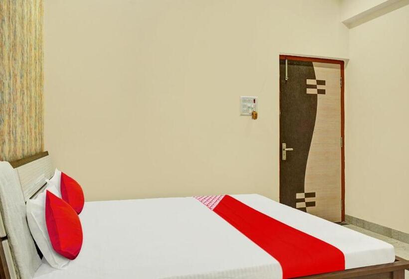 호텔 Oyo Flagship 81158  Rukmini Inn Banquets