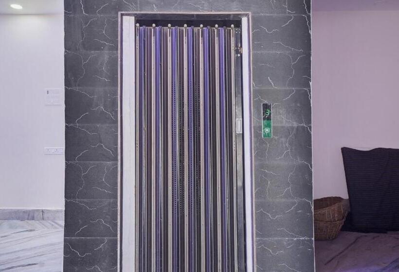 호텔 Oyo Flagship 81158  Rukmini Inn Banquets