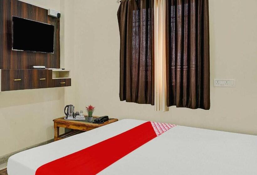 호텔 Oyo Flagship 81158  Rukmini Inn Banquets