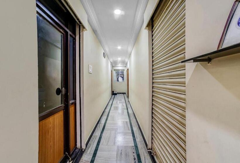 호텔 Oyo Flagship 81161  Sri Uma International