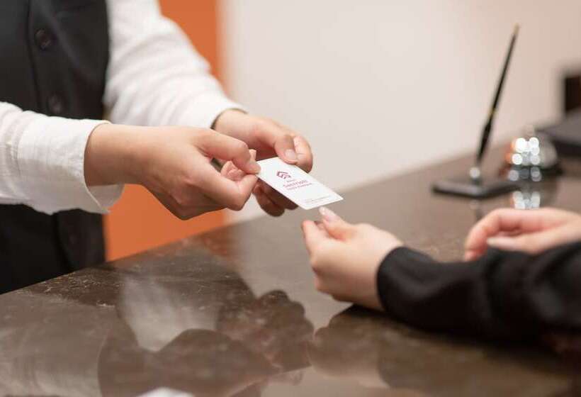 Отель Sanrriott Osaka Hommachi