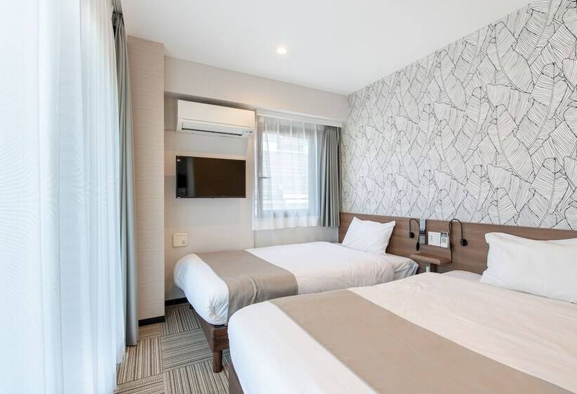 Отель Sanrriott Osaka Hommachi