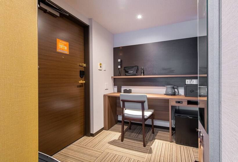 Отель Sanrriott Osaka Hommachi