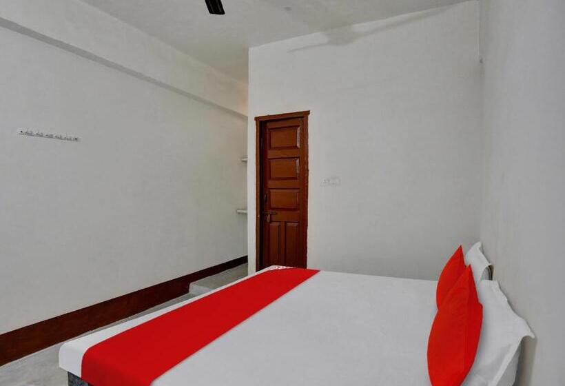 فندق Spot On 81110 Ganga Darshan Guest House