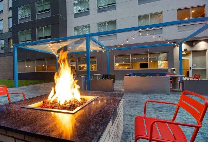 Отель Tru By Hilton Wake Forest Raleigh North