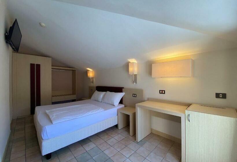 La Mandola Eco Hostel