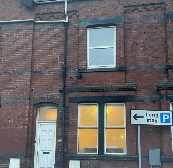 膳宿费 Barrow Contractor Digs