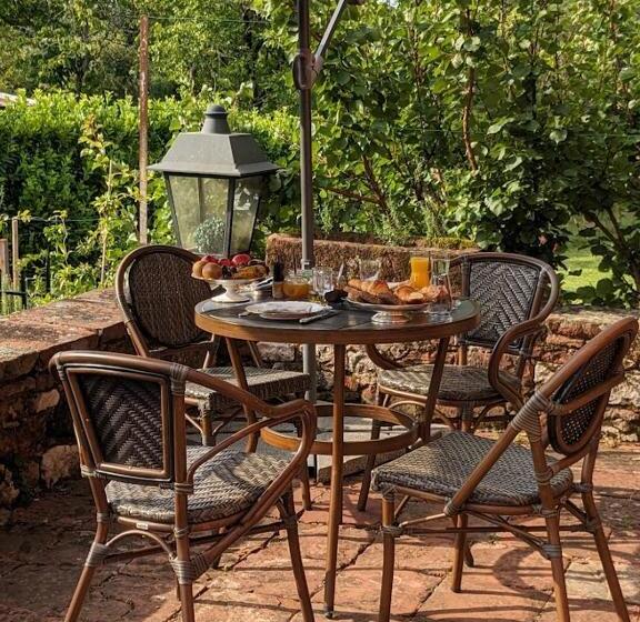 بنسيون Château De Vassinhac Chambres D Hôtes Collonges La Rouge