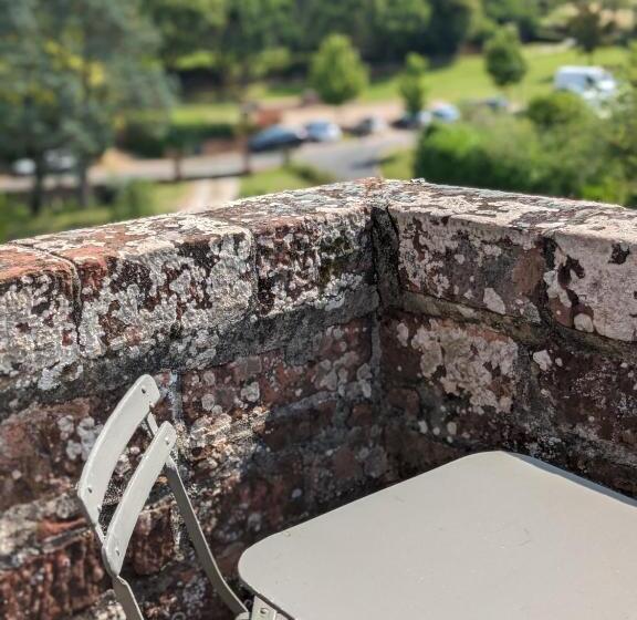 بنسيون Château De Vassinhac Chambres D Hôtes Collonges La Rouge