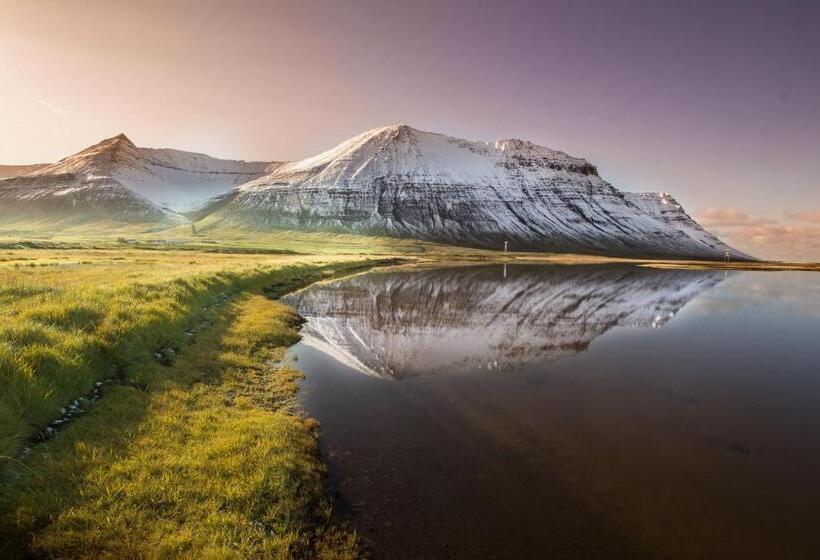 پانسیون Fisherman Guesthouse Flateyri