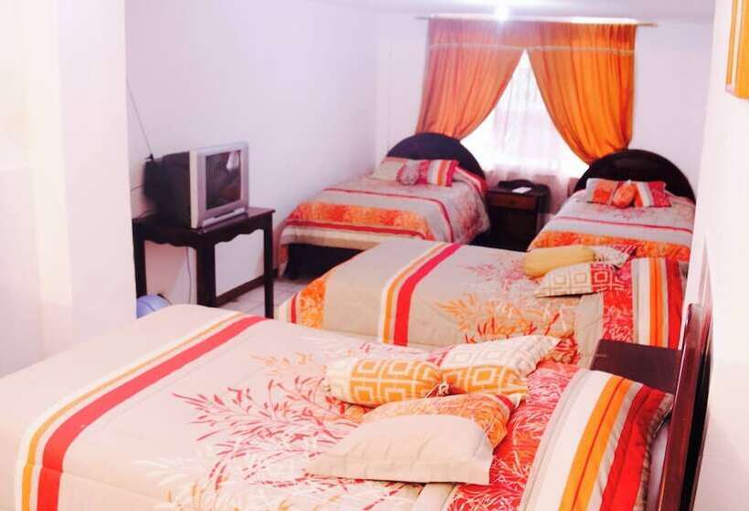 پانسیون Hostal Almagro