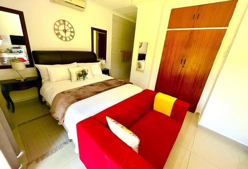 פנסיון Swane’s Guesthouse