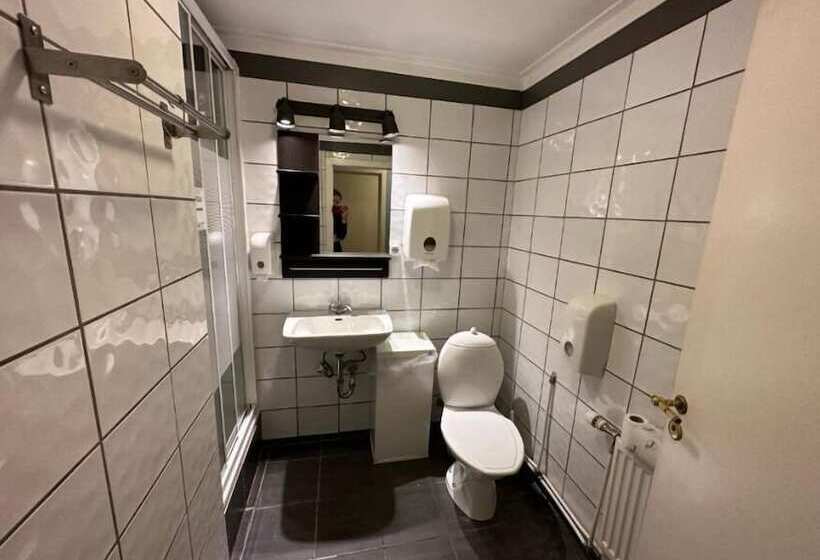 پانسیون Taergesen Guesthouse