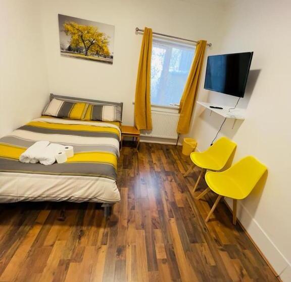 펜션 Woodgreen House