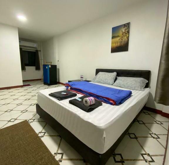 Albergue วังทอง รีสอร์ทลำพญา