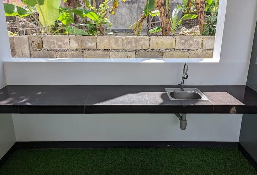 Bakawan Hideaway Resort And Restaurant