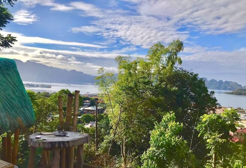 تختخواب و صبحانه Bayview Coron Kawa Resort