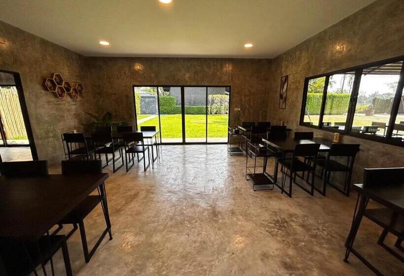 酒店 มนต์เมืองเชียงใหม่ รีสอร์ต Monmuang Chiangmai Resort