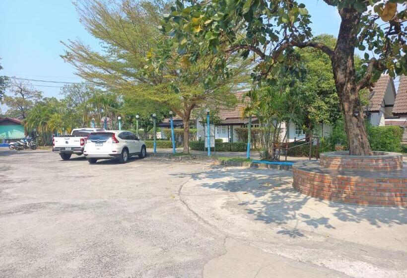 בית מלון כפרי Dusita Parkview Resort @ Khua Suan Pla