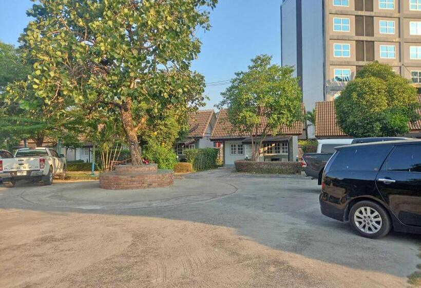 בית מלון כפרי Dusita Parkview Resort @ Khua Suan Pla