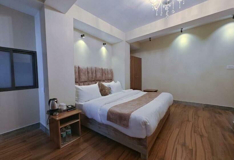 בית מלון כפרי King S Bridge Suites & Spa