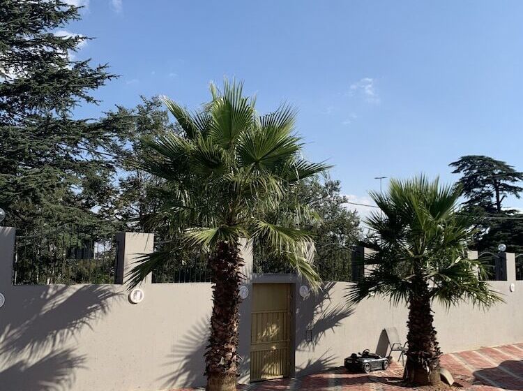 Отель Northmead Lodge