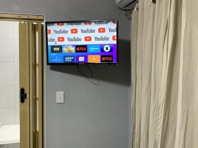 Отель Northmead Lodge