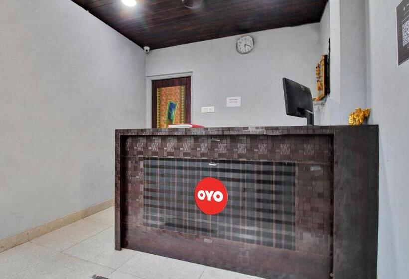 호텔 Oyo Flagship 81143  Green Farm