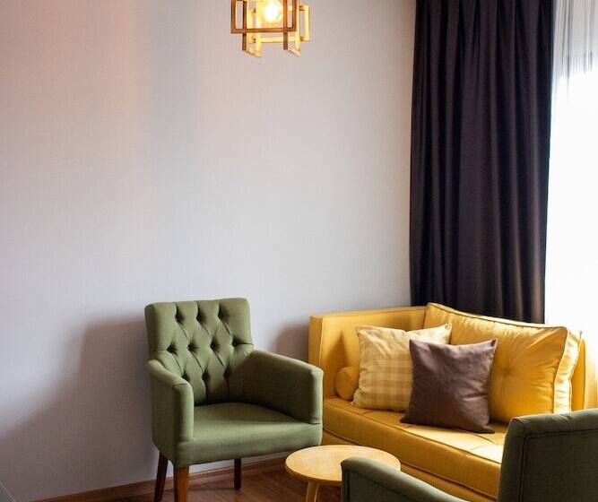 בית מלון כפרי Rodis