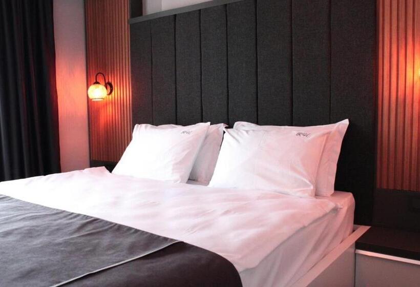 בית מלון כפרי Rodis