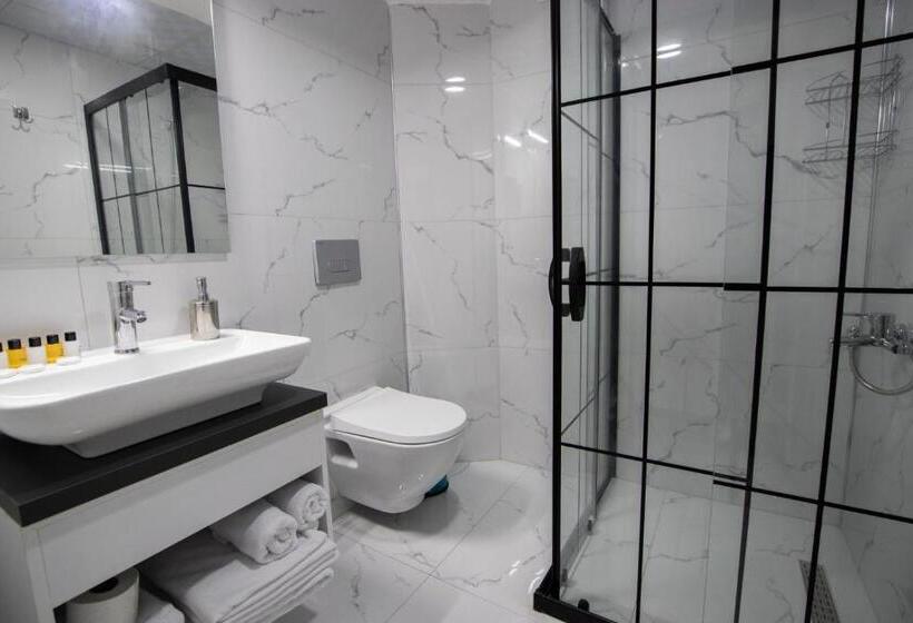 בית מלון כפרי Rodis