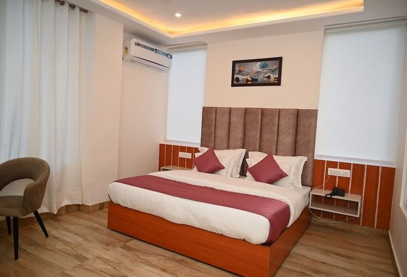 Sagar Residency  Best Mountain View Hotel In Palampur