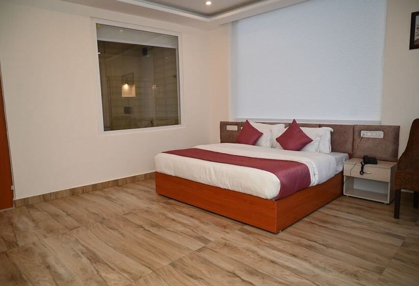 Sagar Residency  Best Mountain View Hotel In Palampur