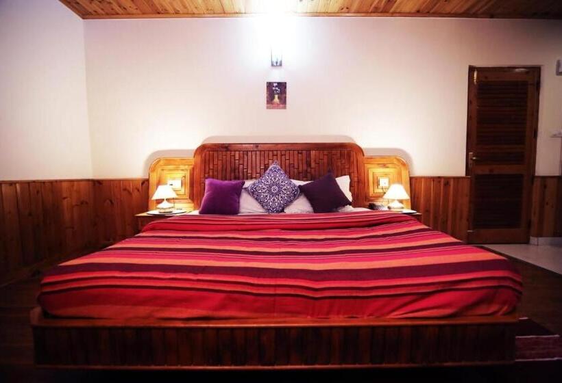 酒店 The Cedar Cottages Manali