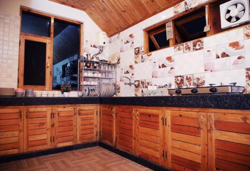 酒店 The Cedar Cottages Manali