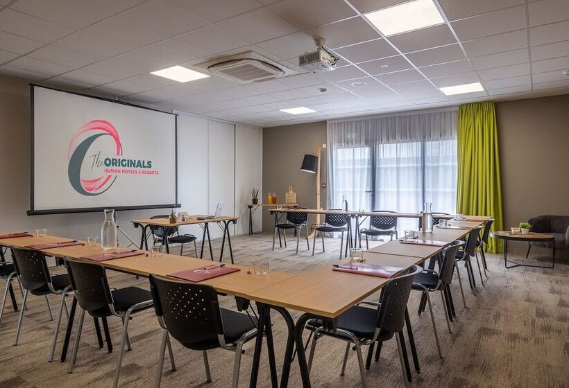 Отель The Originals City, Relais D Estillac, Agen Sud