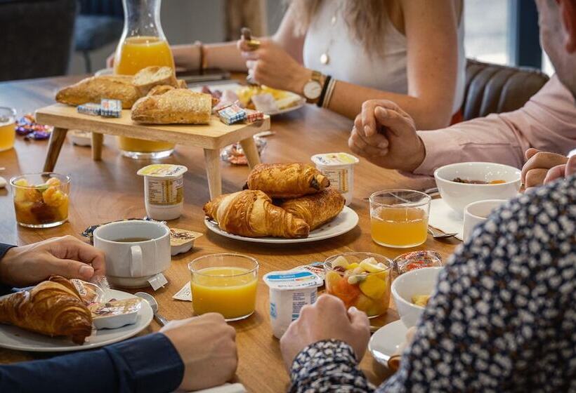 Отель The Originals City, Relais D Estillac, Agen Sud