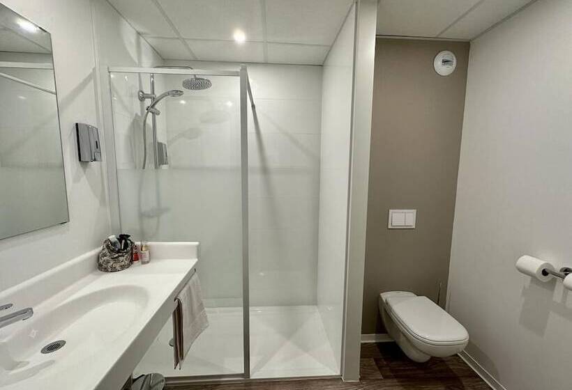 Отель The Originals City, Relais D Estillac, Agen Sud