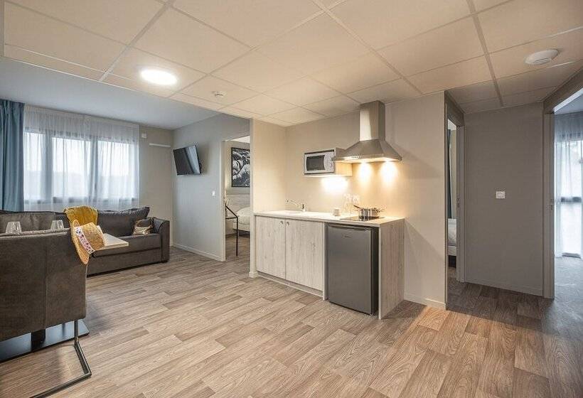 Отель The Originals City, Relais D Estillac, Agen Sud