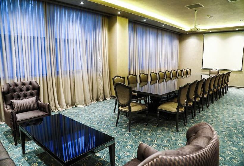 Iris Hotel Baku   Halal