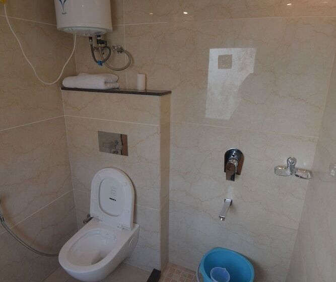 Mussoorie Estate By Dumnu Homes